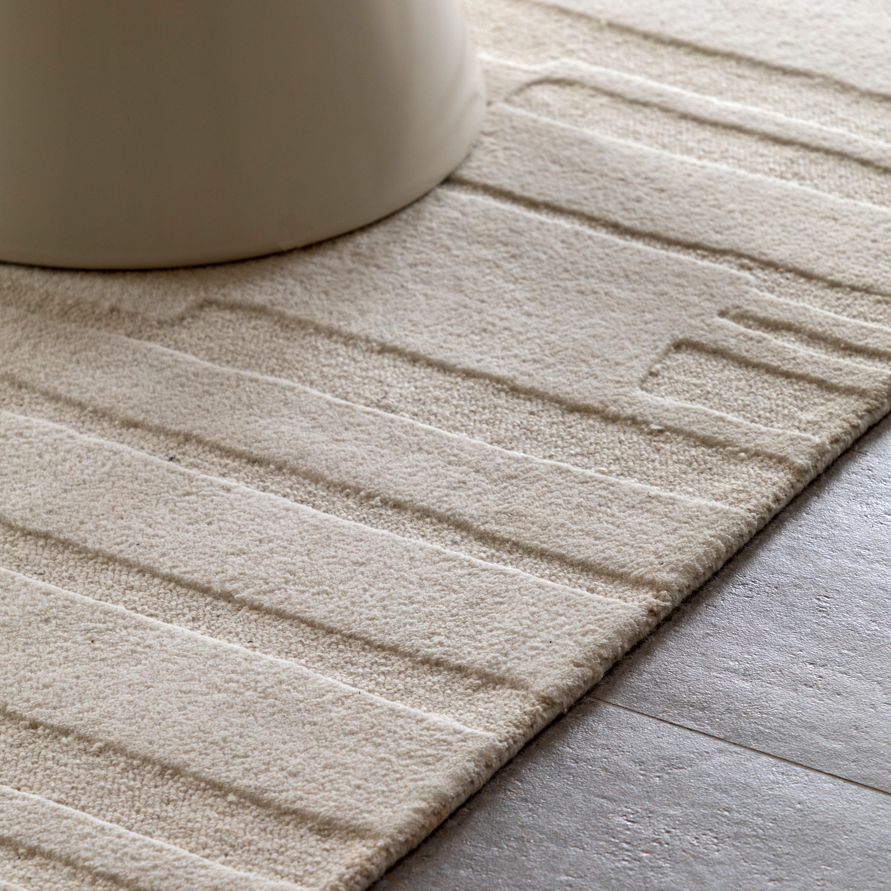 Albany Tufted Tonal Rug Taupe - detail and lifestyle view 4