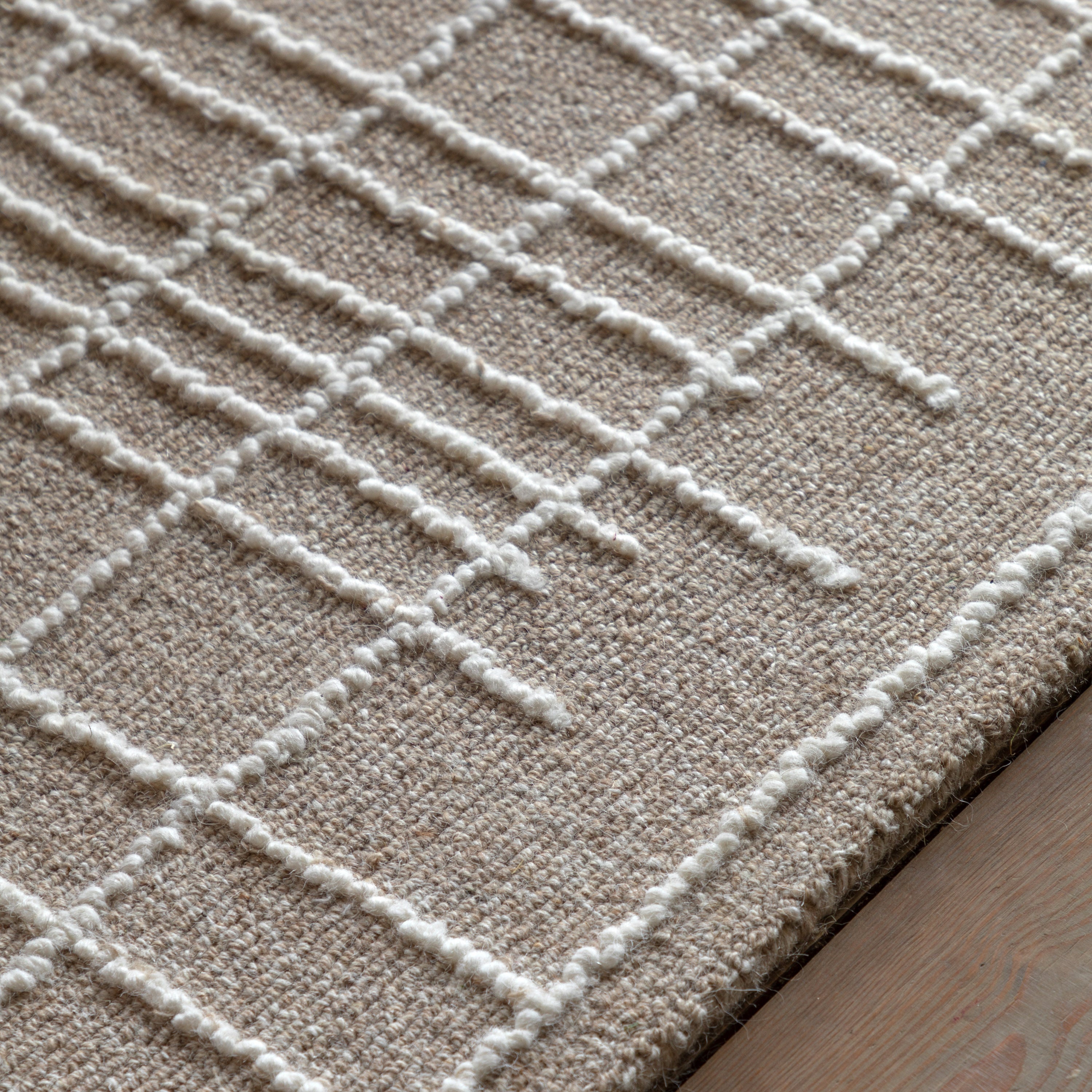 Elmira Tufted Linear Rug - detail and lifestyle view 4