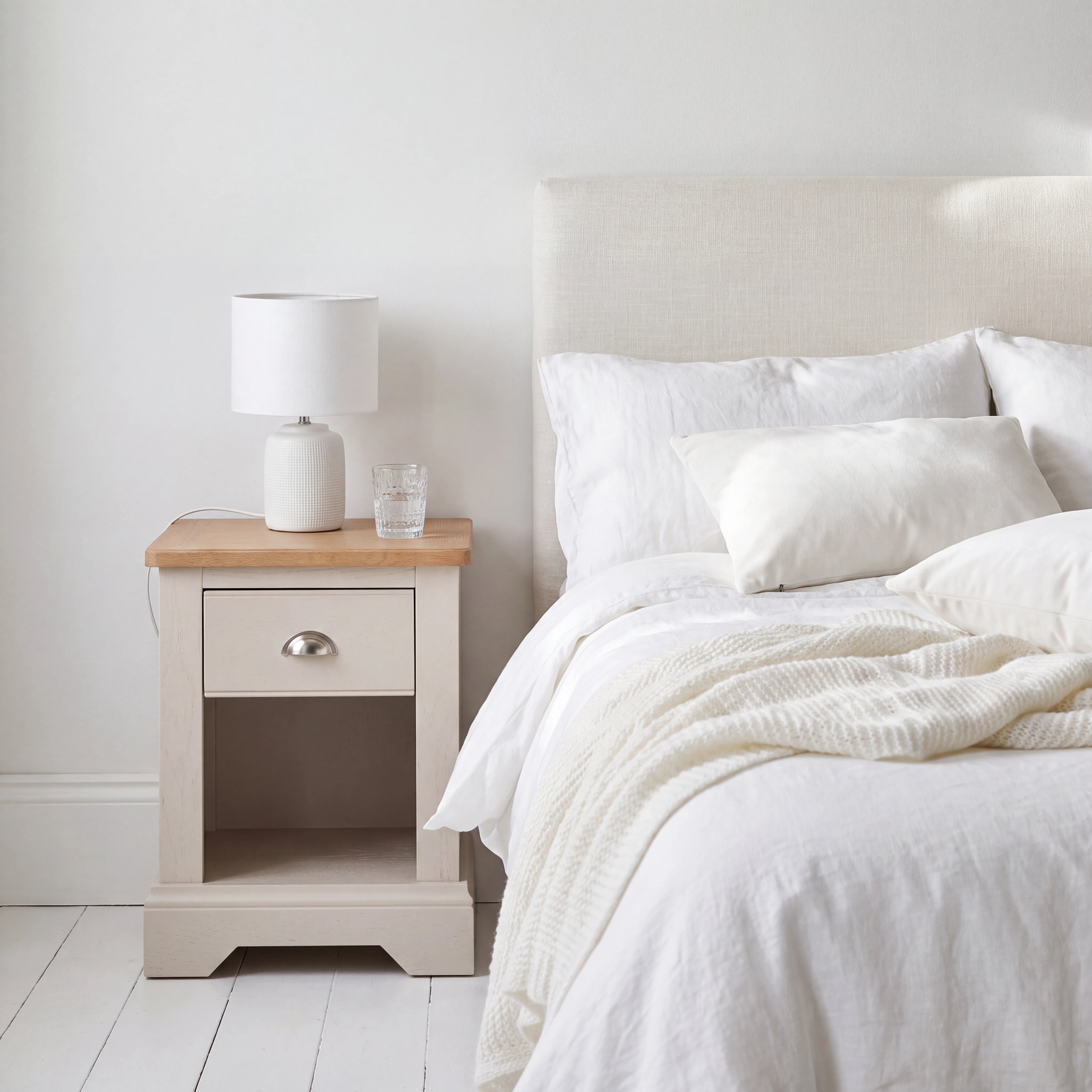 FAIRFORD Parchment & Oak Bedside Table