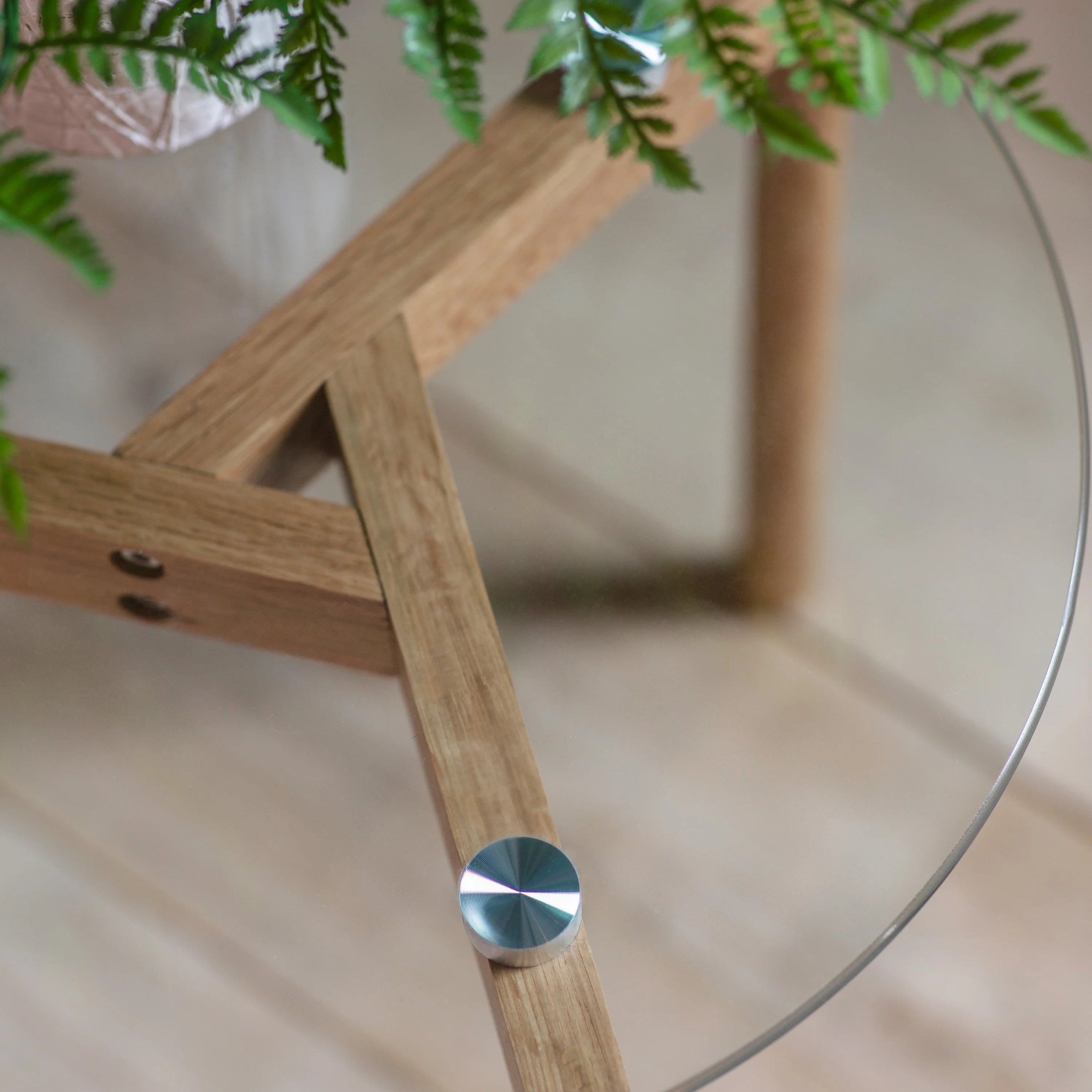 Simple Oak Bedside Table with Glass Top – SHELTON
