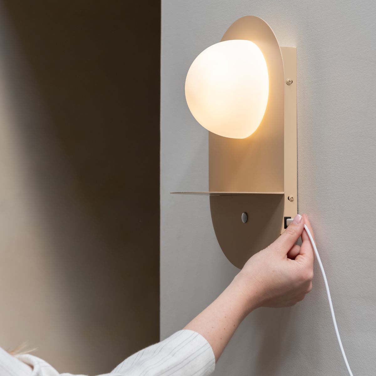 TOKYO Sand Wall Light with Shelf & USB Charger