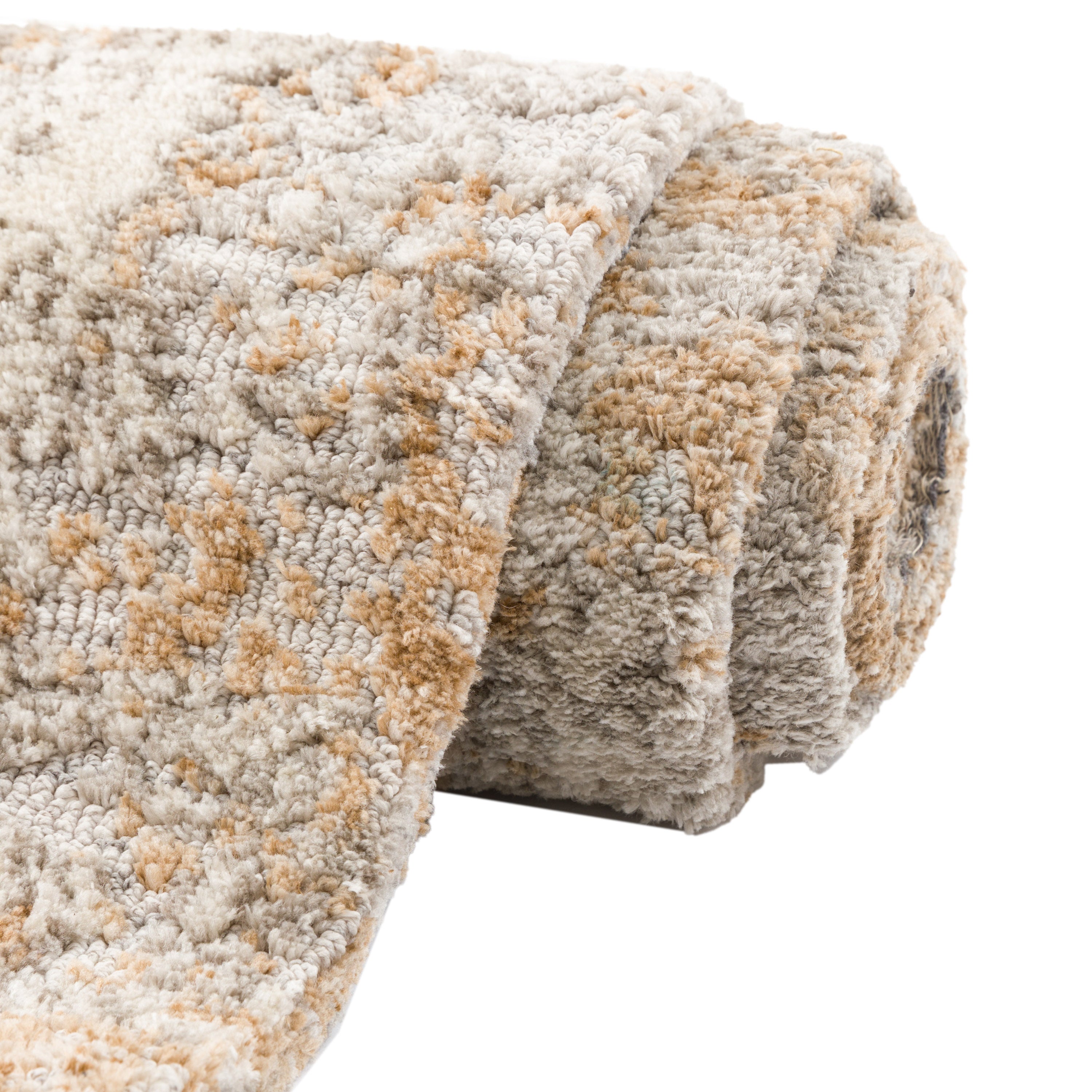 Nanda Rug Natural - detail and lifestyle view 5