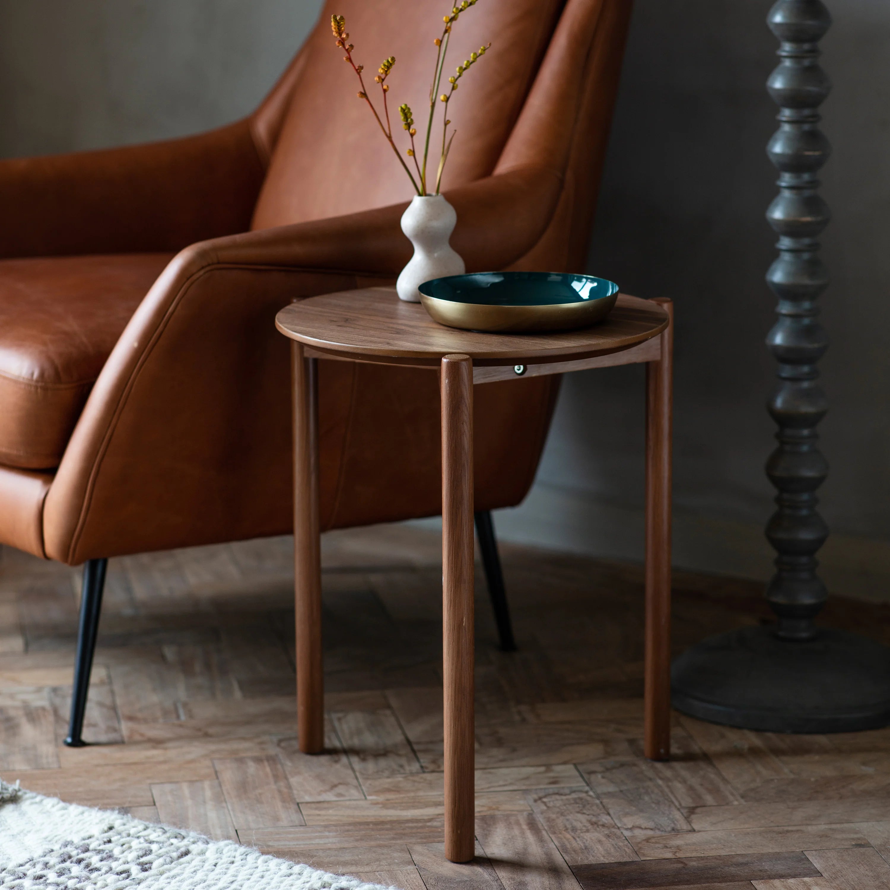 Walnut Bedside Table 40cm – HARROW Simple Bedside