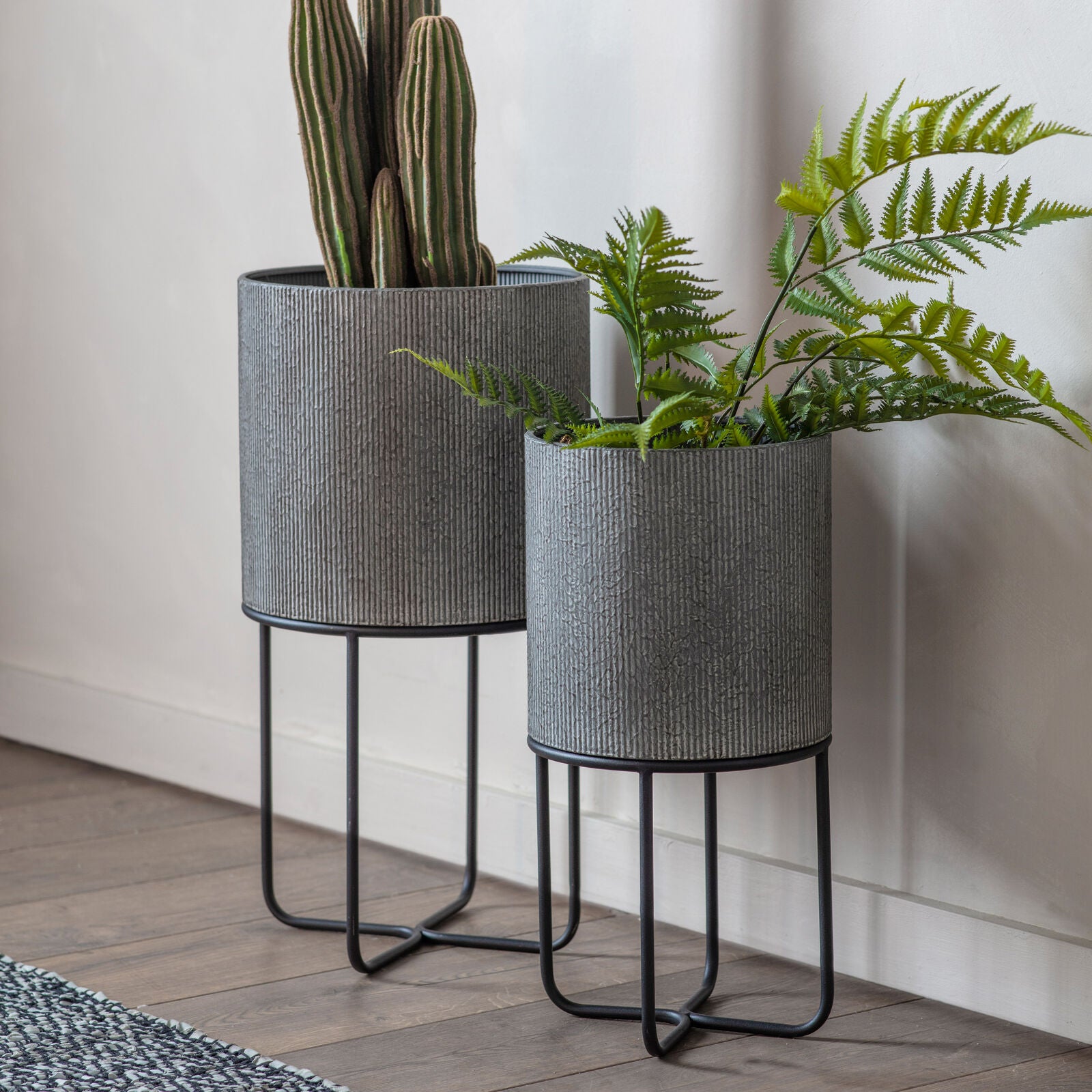 OLIVIA Metal Planter Set of 2 – Grey Ridged Finish with Black Stand | malletandplane.com